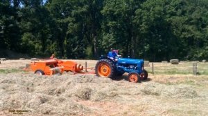 Пресс-подборщики для сена со всего мира / подборка видео