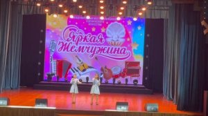 14. Дуэт Навасардян София, Сапунова Александра, г. Георгиевск. Конь И.Матвиенко  А.Шаганов