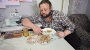 Всю ночь готовили шикарный диетический холодец и тающее на дёснах сало Вкусно кушает ПОДВАЛ ИЛЬИЧА