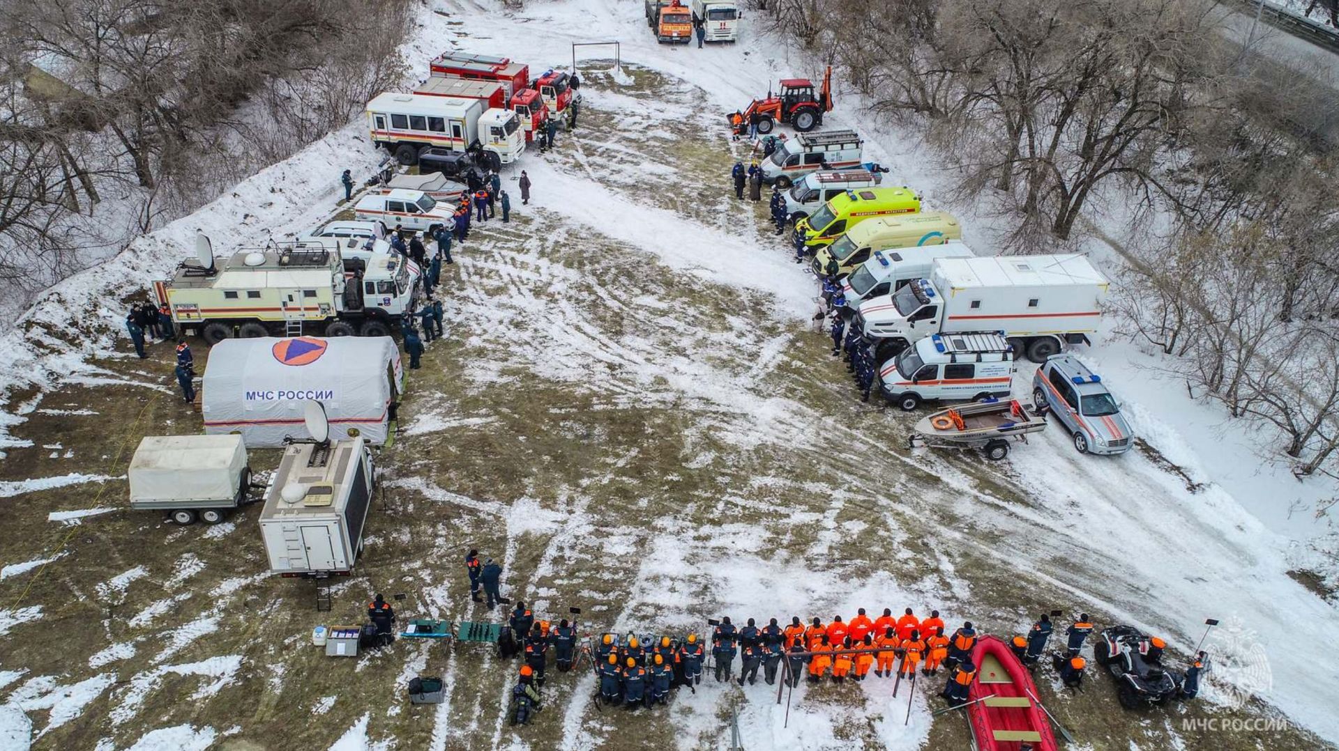 Крупные учения по готовности к ландшафтным пожарам и паводкам пройдут в марте во всей России смотреть онлайн