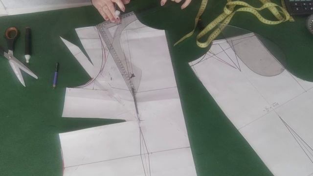 Выкройка -основа на большой размер  Краткое содержание