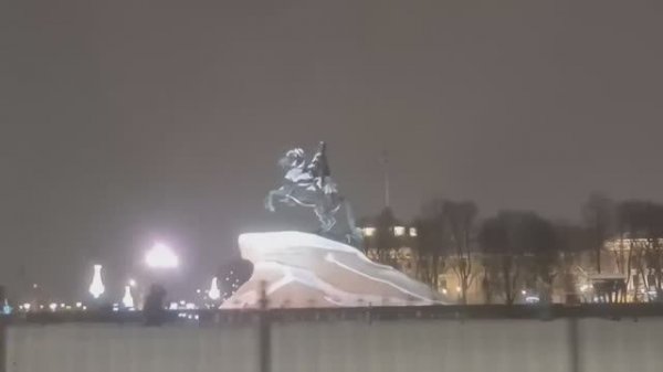 В Петербург