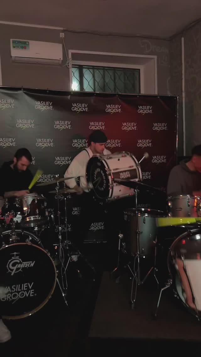 Шаг вперёд #drumedition #vasilievgroove #drumshow смотреть онлайн