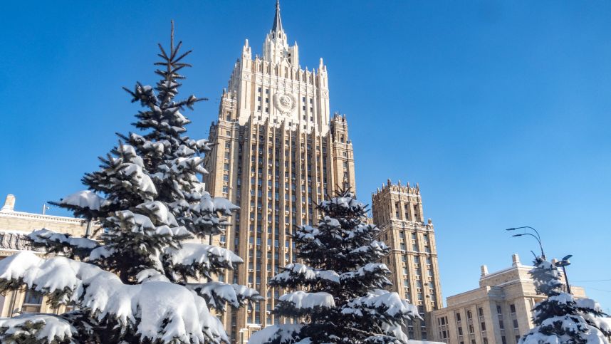 Лавров поздравил коллег с Днем дипломатического работника