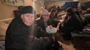 Мирные жители Донбасса рассказали, как им чудом удалось спастись под обстрелами украинских боевиков.