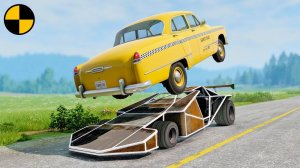 Автомобиль с Трамплином VS Трафик | BeamNG Drive