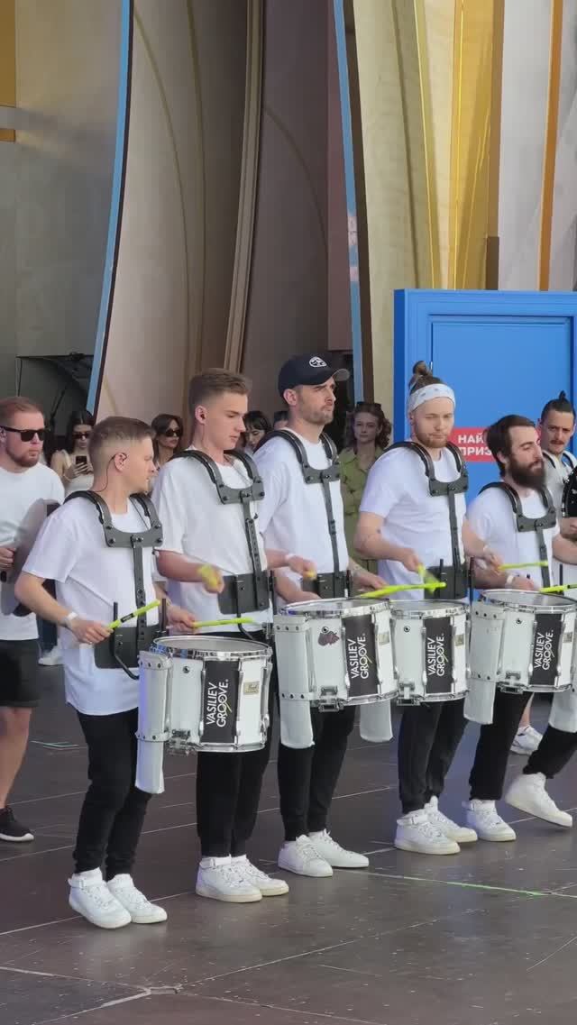 Открыли фестиваль «движение первых» на выставке Россия на ВДНХ в день защиты детей 01.06.24 смотреть онлайн