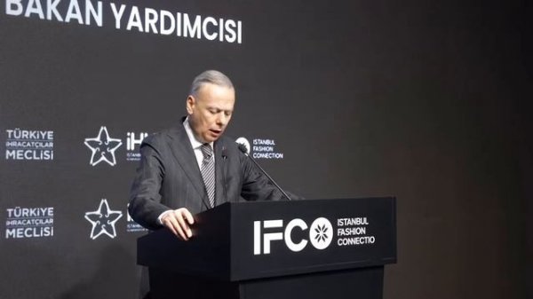 Первый день IFCO был наполнен модой во всех категориях, а также семинарами и fashion-мероприятиями.