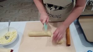 Напекла сочни, не могу долго без них.