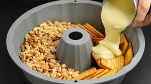 Nur 3 Zutaten! Die Kekse und die Nüsse und die Kondensmilch mischen! Schnelles Dessert in 5 Minuten.