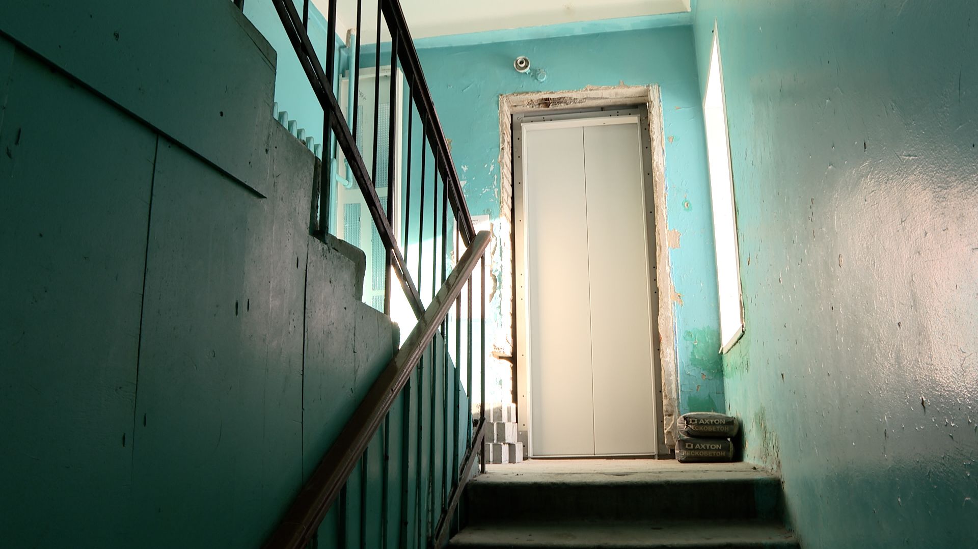 Лифты для ветерана смотреть онлайн