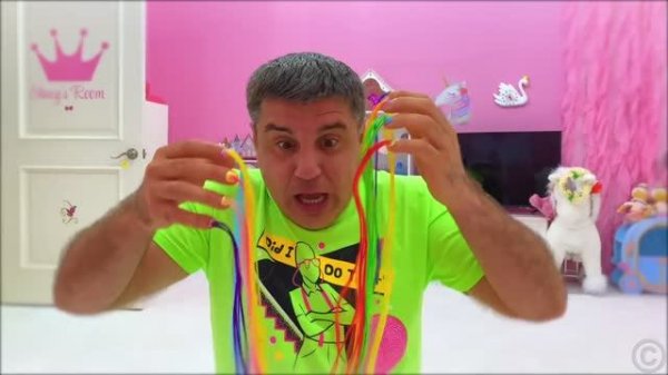 Настя и история про цветные волосы