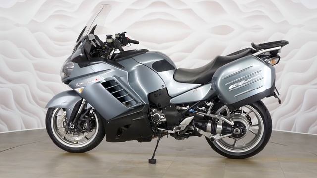 Kawasaki GTR 1400 (Concours 14) vin ZGT40A-013331 смотреть онлайн