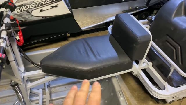 Мотобуксировщик УРАГАН (часть первая первый взгляд ) смотреть онлайн