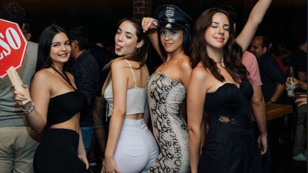 BUNNY SIGLER ~ Let Me Party With You