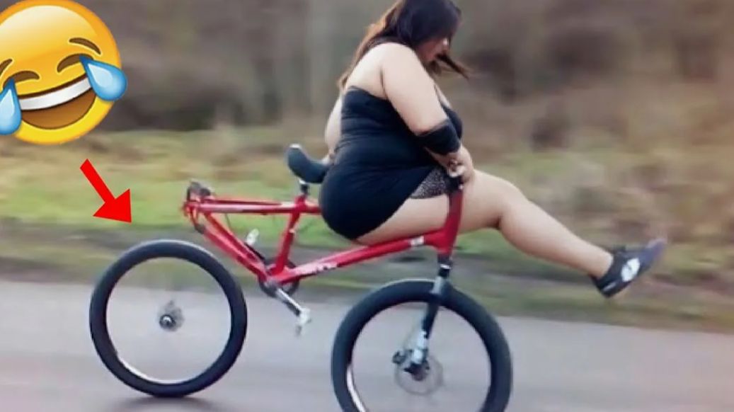 Лучшие Смешные Ролики Месяца смотреть онлайн