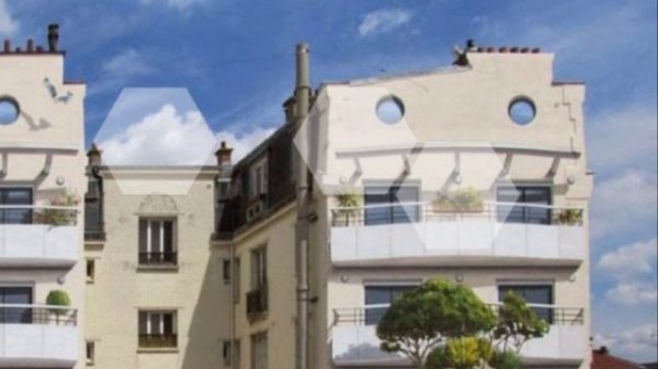 Фасады домов (Франция) и картины на стекле !