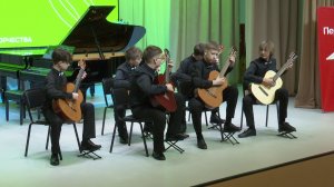 Российская школьная весна пришла в Нягань