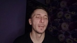 Почему телевизор Hitachi зависает на заставке?