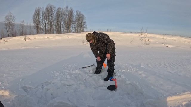 чебак, щука на жерлицы смотреть онлайн