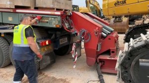 Прием и транспортировка совершенно нового экскаватора Caterpillar 374 с завода Eltrak на объекты Pap