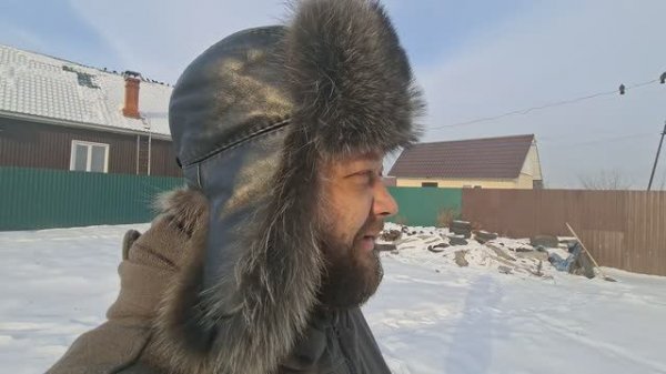 Рассматриваю своё Сибирское поместье Всё ли лежин на своих местах ПОДВАЛ ИЛЬИЧА кормлю любимых кошек