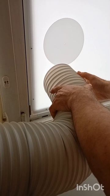 Пластиковое стекло в окно для мобильного кондиционера Вывод гофры в окно для отвода горячего воздуха