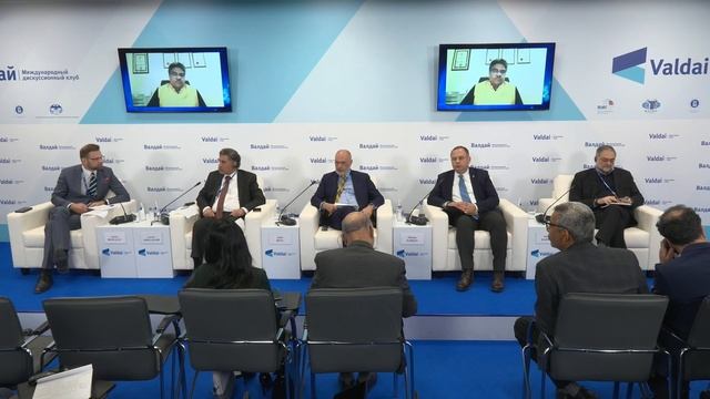 Political Systems Amid Global Instability and Crisis of Public Trust (in English) смотреть онлайн