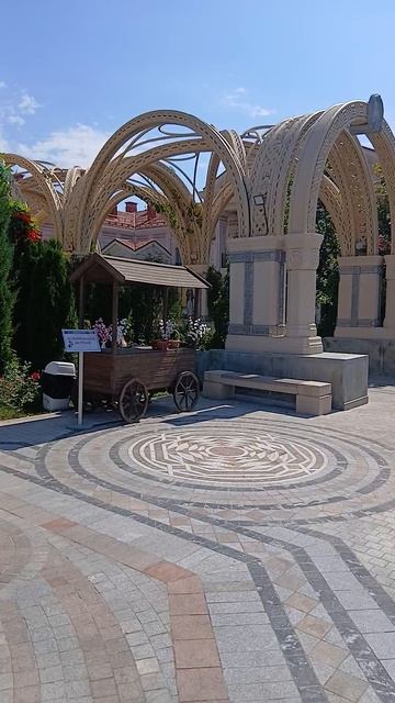 Настоящий оазис на Чёрном море с Севастополе комплекс Новый Херсонес смотреть онлайн