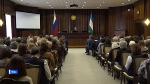 Республика йортонда Радий Хәбиров мәктәп директорҙары менән осрашты