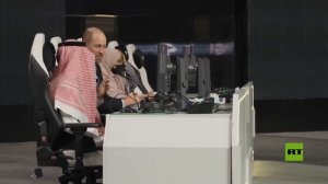 الأمير ويليام يجرب حظه في بطولة الرياضات الإلكترونية في الرياض