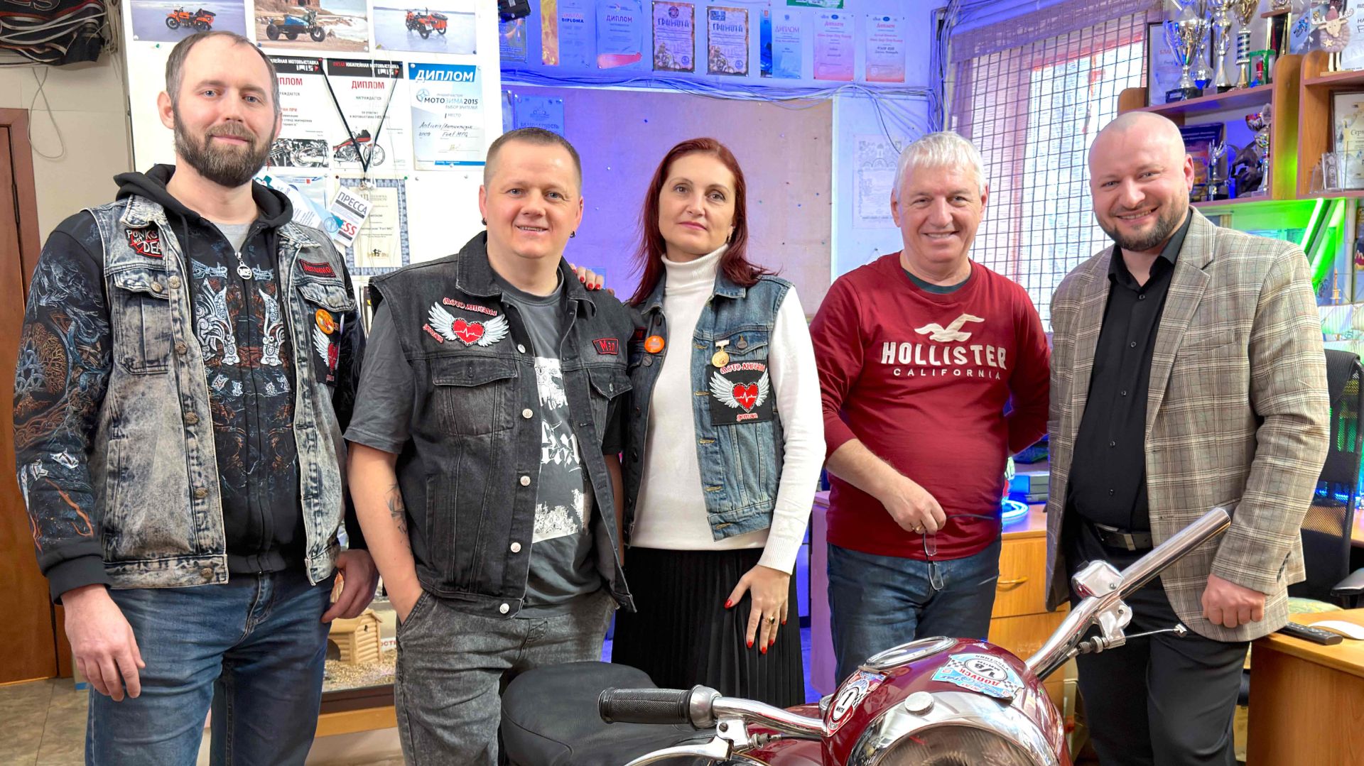 О традиции донорства в мотодвижении рассказывают гости студии.