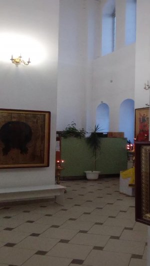 Божественная служба в  храме Святой Троицы