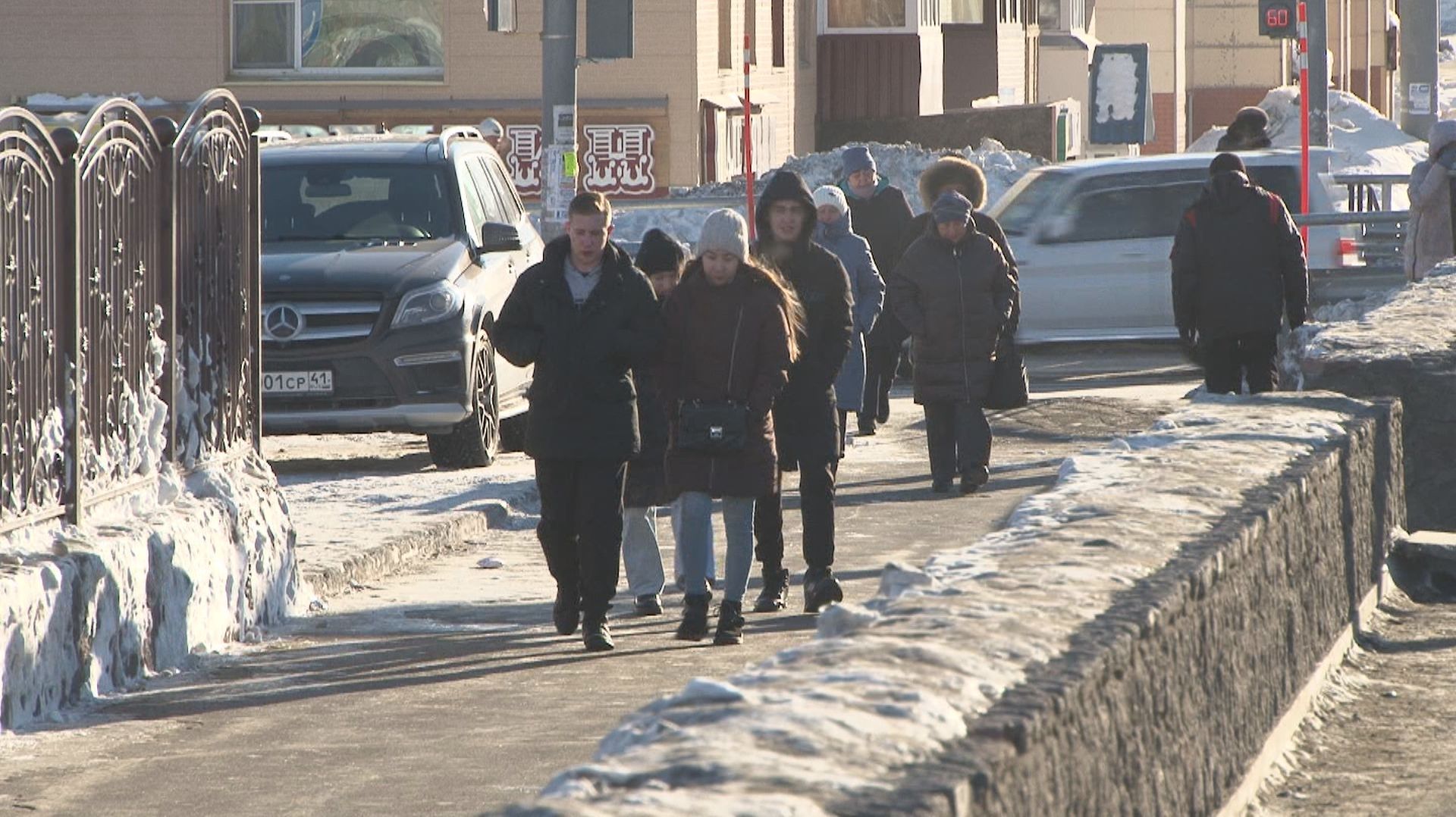 КТО САМЫЙ БЛИЗКИЙ? смотреть онлайн