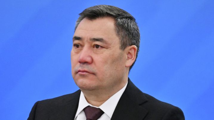 Президент Киргизии Жапаров отправил в отставку главу спецслужбы страны Ташиева смотреть онлайн