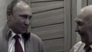 Как Путин поздравлял своего руководителя в КГБ по Германии