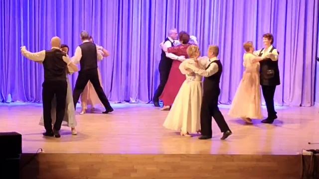 вальс Прикосновения-Лесная утка+Пламя свечи. 
Танцуем вместе