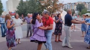 эНа берегу Чу.....