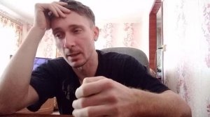 Почему телевизор Leran зависает на заставке?