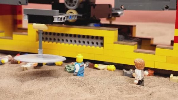 Создаем 5 видов оружия для поезда LEGO: борьба с препятствиями