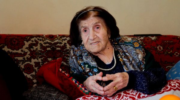 Столетние жители Армении получат миллион драмов от государства