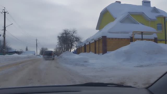 Из города в деревню. Меня выгуливает. смотреть онлайн