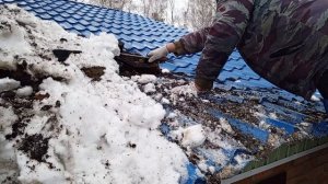 труба слома крышу