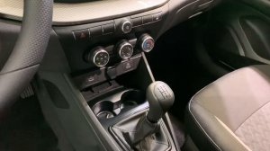 Vesta SW Life 1.6 106hp 5MT Ледниковый