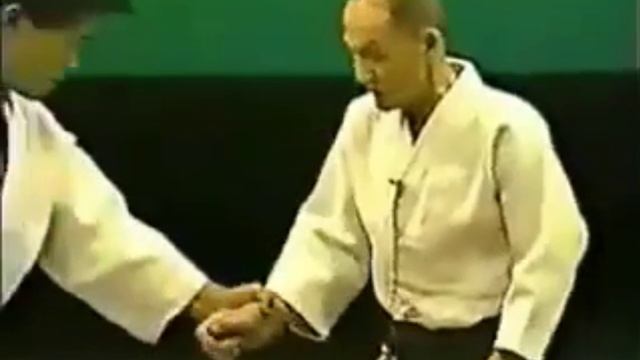 Как опрокидывать партнёра в айкидо?