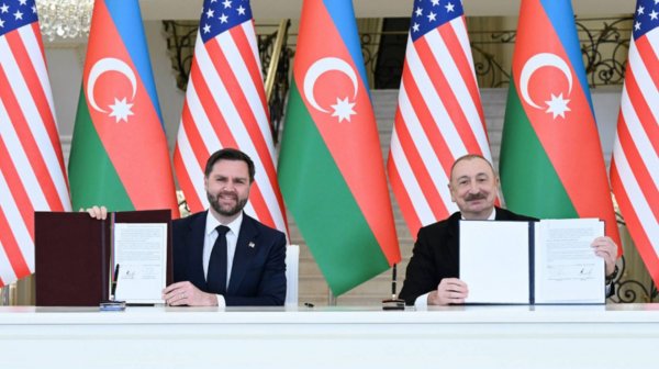 Алиев и Вэнс подписали Хартию о стратегическом партнерстве Азербайджана и США