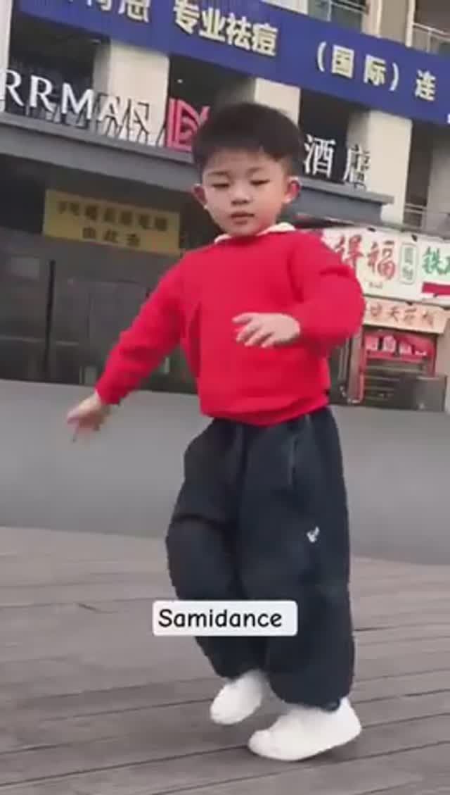 Sweet cute #dance #happydance #viral #shorts #healthyfun #beautiful #yt #cute #f смотреть онлайн