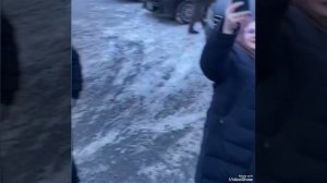 Только Он так терпеливо и уважительно может относиться к своим поклонникам...