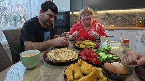 Мукбанг  /  Пробуем новые котлетки/