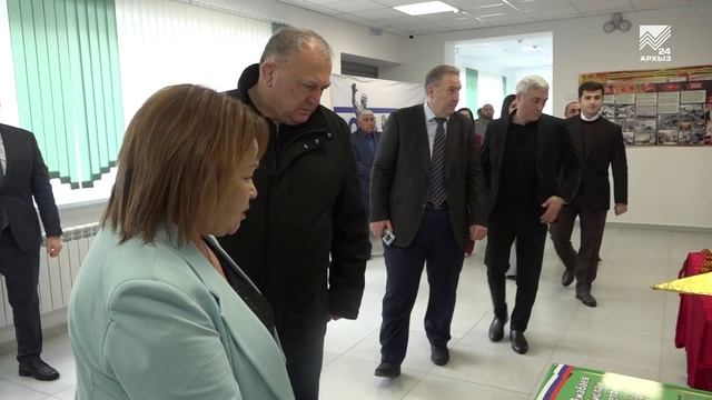 «Единая Россия» промониторила капремонт школы в Кавказском смотреть онлайн